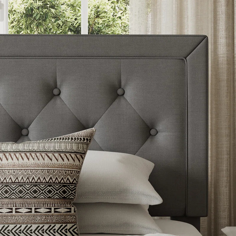 Hegg Tufted Upholstered Platform Bed