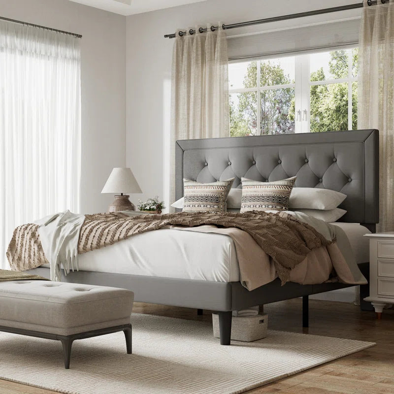 Hegg Tufted Upholstered Platform Bed