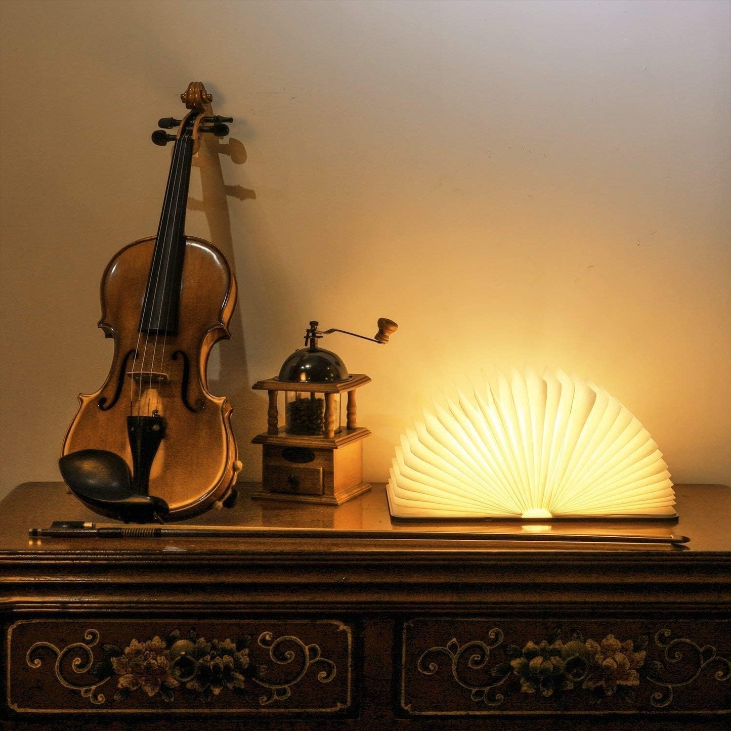 LED Foldable Wooden Book Light-A Fun and Functional Night Lamp for Young Readers!